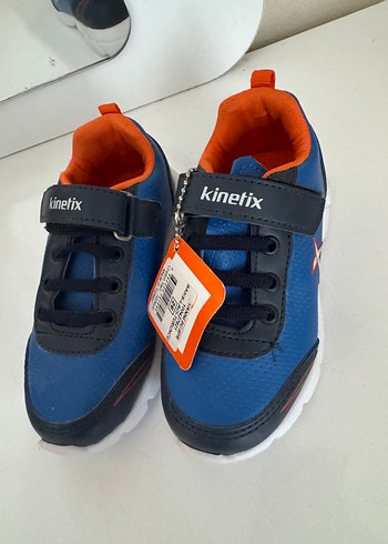 26 Beden Kinetix Erkek Çocuk Renkli Spor Ayakkabı