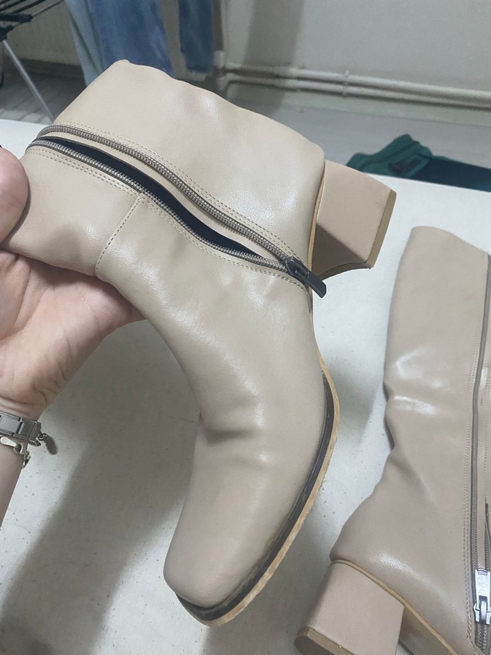 Bej Deri Kadın uzun Bot - Görsel 3