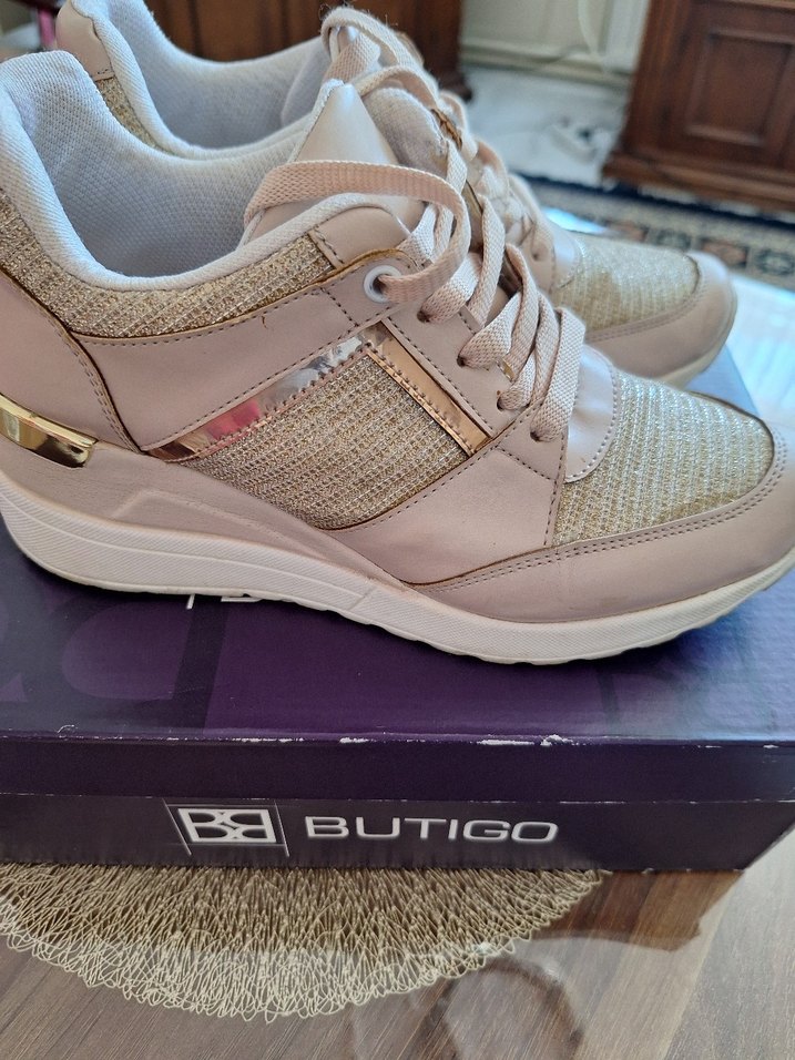 Butigo Bağcıklı Kadın Dolgu Topuk Spor Ayakkabı - Görsel 5