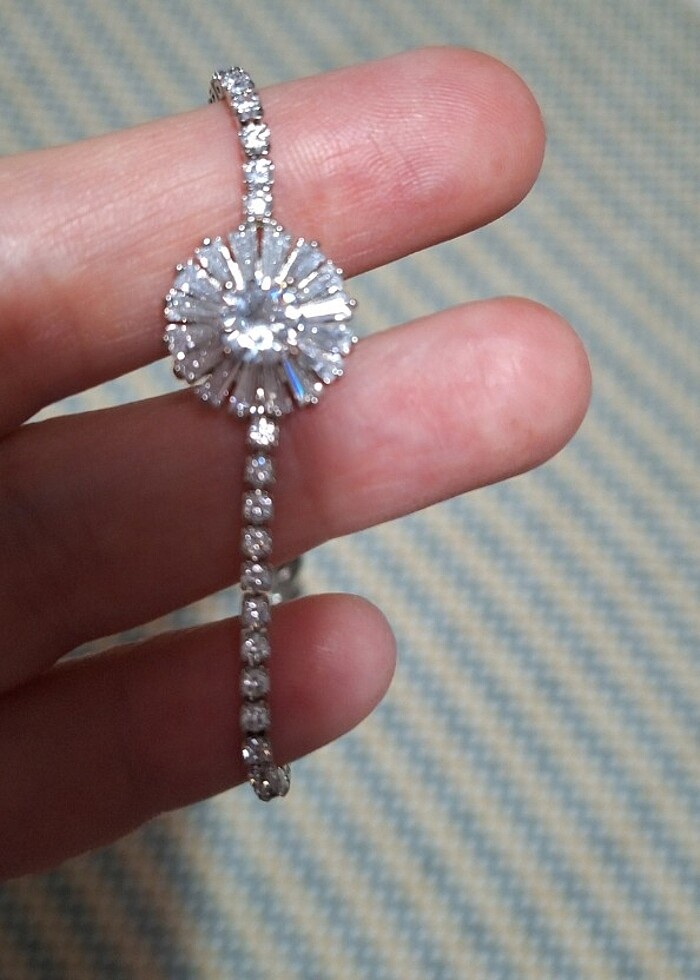 Zirkon taşlı çelik bileklik - Görsel 4