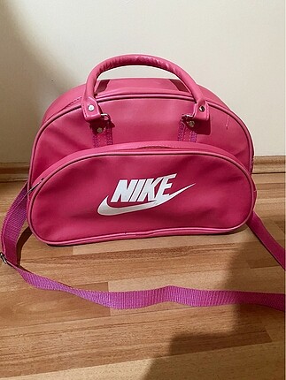 Nike Pembe çanta