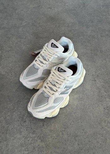 38 Beden New Balance 9060 LNY Collectıon Grey 36-40 Arası Numaralar
