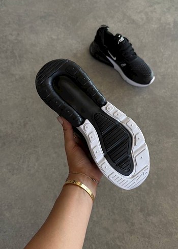 37 Beden siyah Renk Nike Kadın Siyah Spor Ayakkabı Air 270