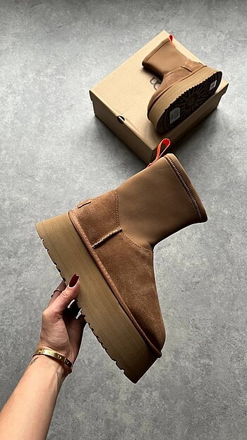 Ugg DİPPER 36/40 arası