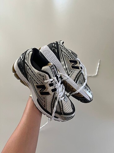 New Balance 1906R Black Gold 36/45
