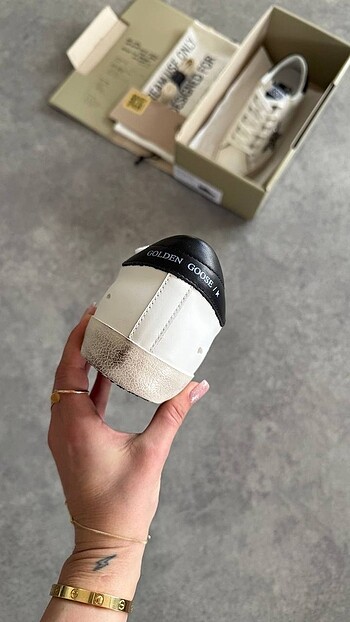 39 Beden çeşitli Renk Golden Goose 36/40 arası
