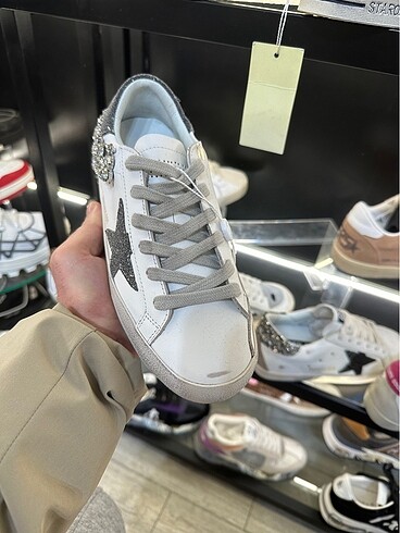 Golden Goose Deluxe Golden Goose 36/40