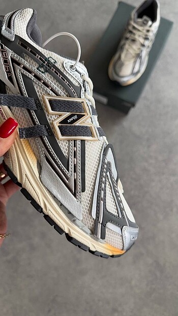 41 Beden New Balance 1906A 40/45