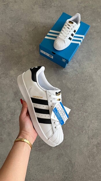 Adidas Süperstar