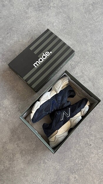 38 Beden NEW BALANCE 9060 ECLIPSE NAVY
