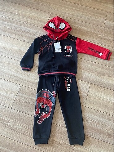 Zara Zara Spiderman alt üst takım eşofman