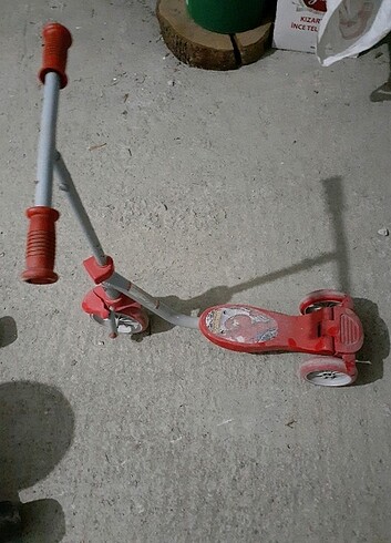 Diğer Örümcek adamlı skoter