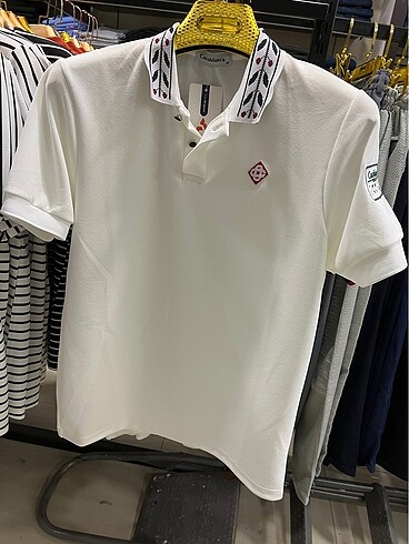 Polo yaka tişört