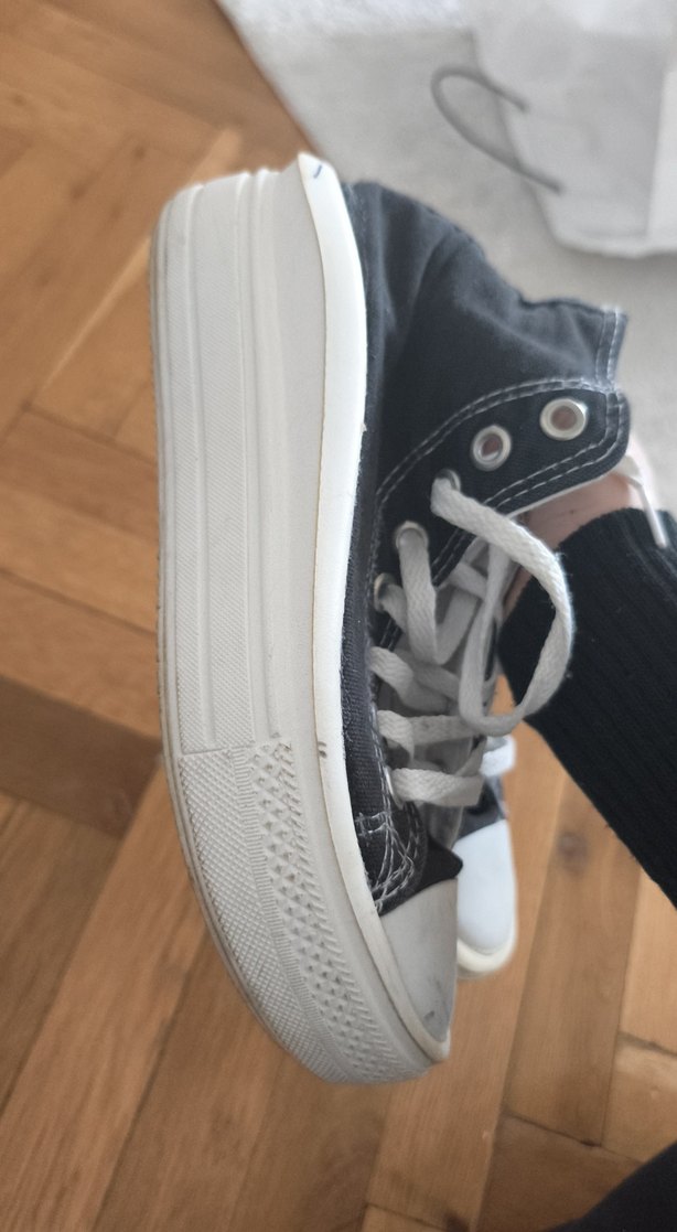 37 numara Kadın Siyah-Beyaz Bağcıklı Spor Ayakkabı - Görsel 3