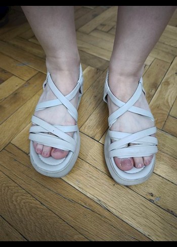 Bej Kadın Dolgu Topuklu Bağcıklı Sandalet - Görsel 3