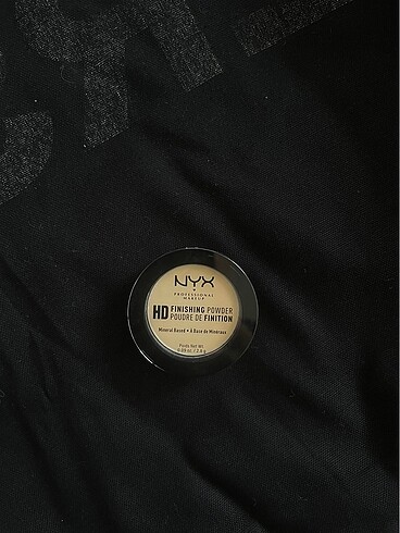 NYX MİNİ PUDRA 2.8 GR