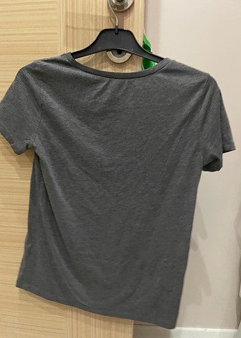 Gri Kadın Kısa Kollu Baskılı Tişört - Görsel 4