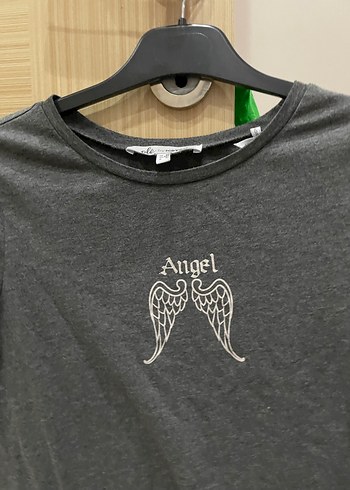 Gri Kadın Kısa Kollu Baskılı Tişört - Görsel 3