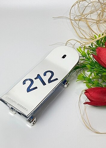 Carolina Herrera 212 men heroes