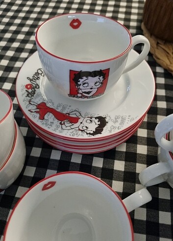Bernardo Betty Boop çay fincan takımı