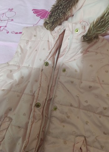 Kız Çocuk Kapüşonlu Kürklü Yelek - Görsel 6