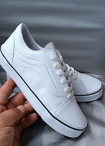 38 Beden Vans model beyaz spor ayakkabı