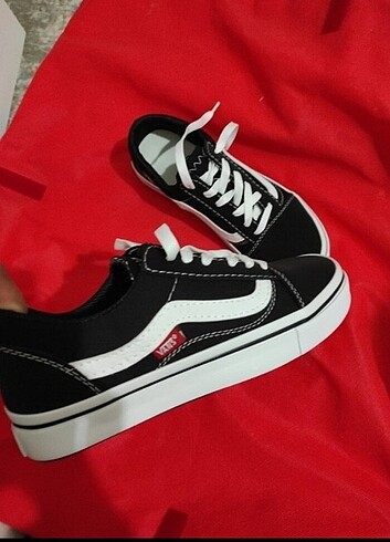 Vans Vans model siyah sporayakkabı