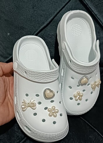 38 Beden 2 adet Crocs terlik modelleri