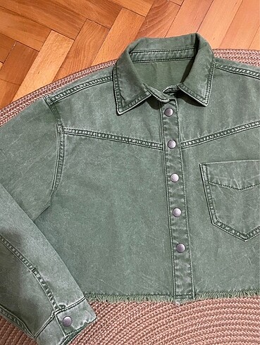 Zara Yeşil crop kot ceket