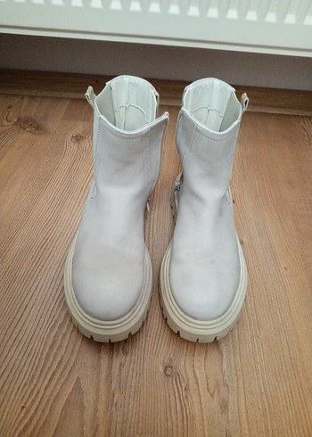 Deichmann kız çocuk bot