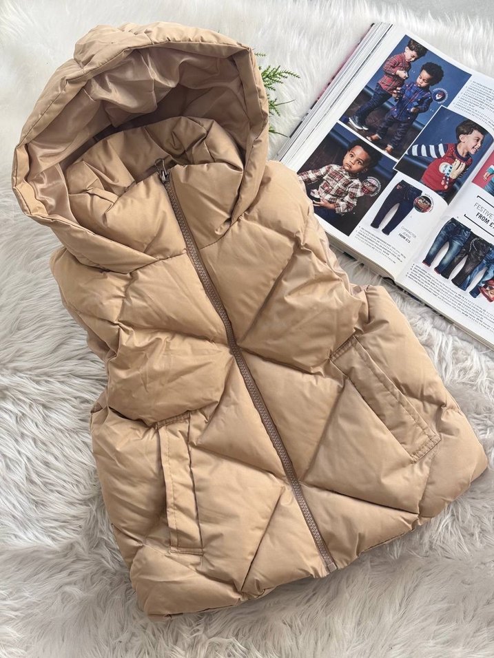 Fermuarlı Kapüşonlu Yeşil çocuk Yelek
5-14 yaş aralığında - Görsel 5