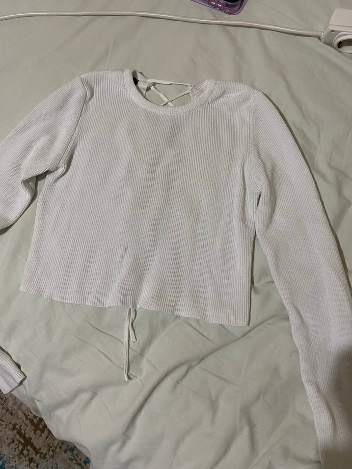 Sırt açık detaylı bluz - Görsel 2