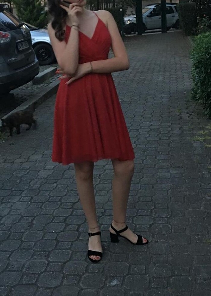 Kırmızı mini abiye elbise - Görsel 3