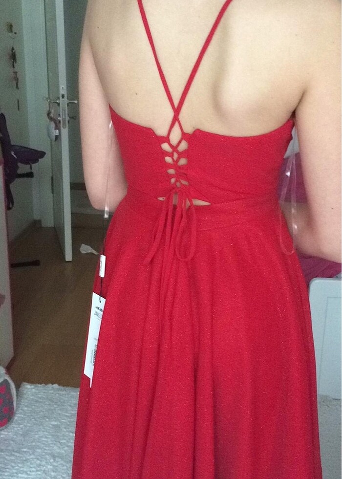 Kırmızı mini abiye elbise - Görsel 4