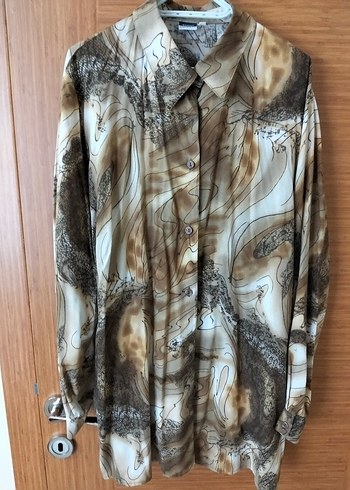 Düğmeli Uzun Kollu Kahverengi Batik Gömlek