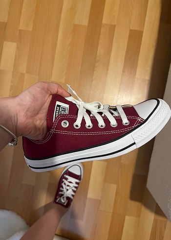 37,5 Beden bordo Renk Converse Orijinal Bordo Baskılı Kadın Spor Ayakkabı