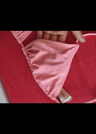 Bikini üst