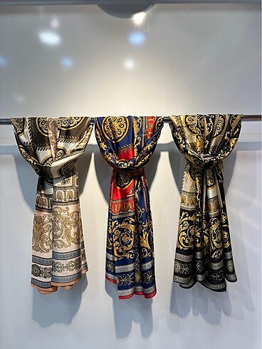 Versace şal