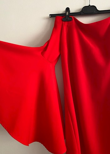 Kırmızı - nar çiçeği arası omzu düşük abiye elbise - Görsel 2