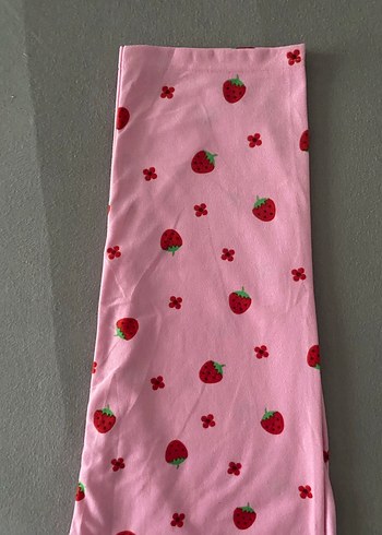 Diğer Pembe Çilek Desenli Kadın Pijama Takımı