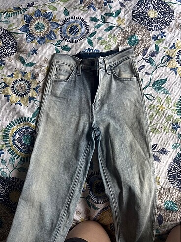 Dar skinny Levi?s jean