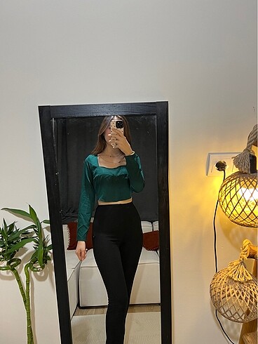 Yeşil crop bluz