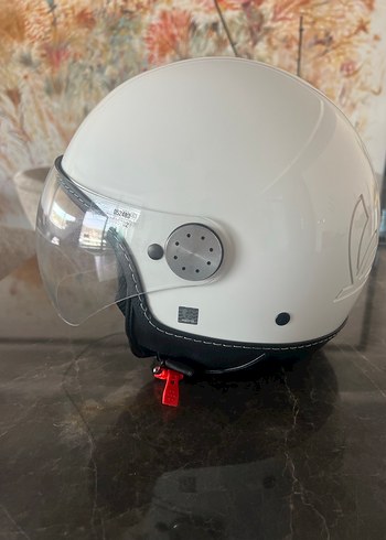 Vespa Motosiklet Kaskı - Görsel 3