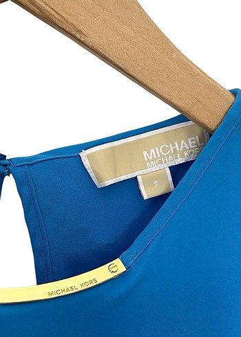 s Beden MICHAEL KORS S BEDEN GOLD YAKA DETAYLI MAVİ İPEK BLUZ ORİJİNAL