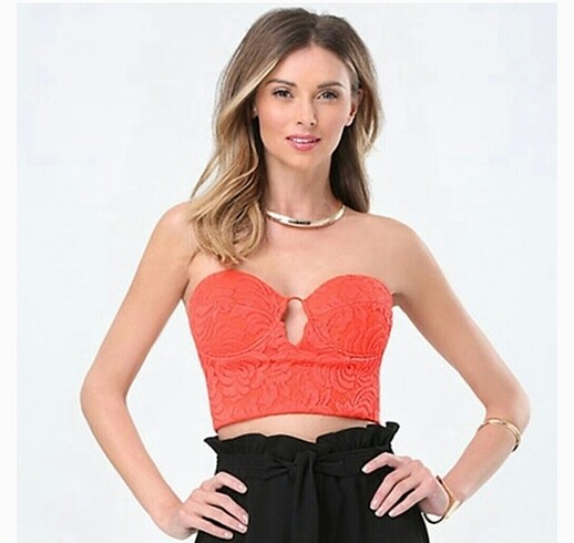 m Beden BEBE M BEDEN NARÇİÇEĞİ CROP BLUZ ORİJİNAL