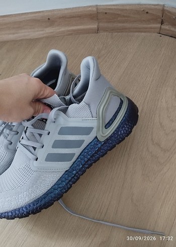 Adidas Gri Beyaz Spor Ayakkabi