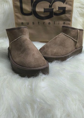 Ugg 38