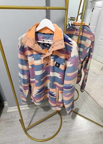 Düğmeli Yüksek Yakalı Pastel Renkli Sweatshirt - Görsel 8