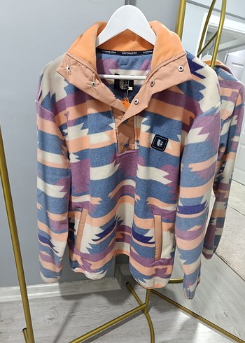 Düğmeli Yüksek Yakalı Pastel Renkli Sweatshirt - Görsel 6