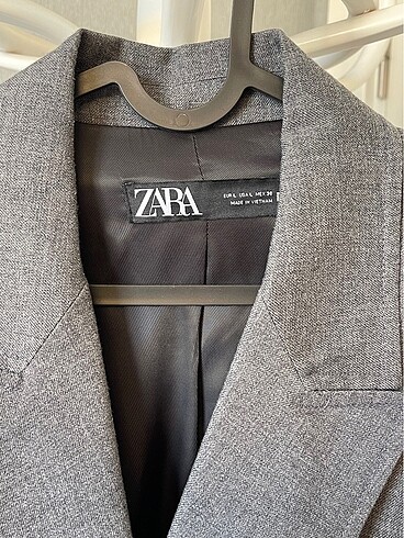 l Beden Zara kuşaklı blazer